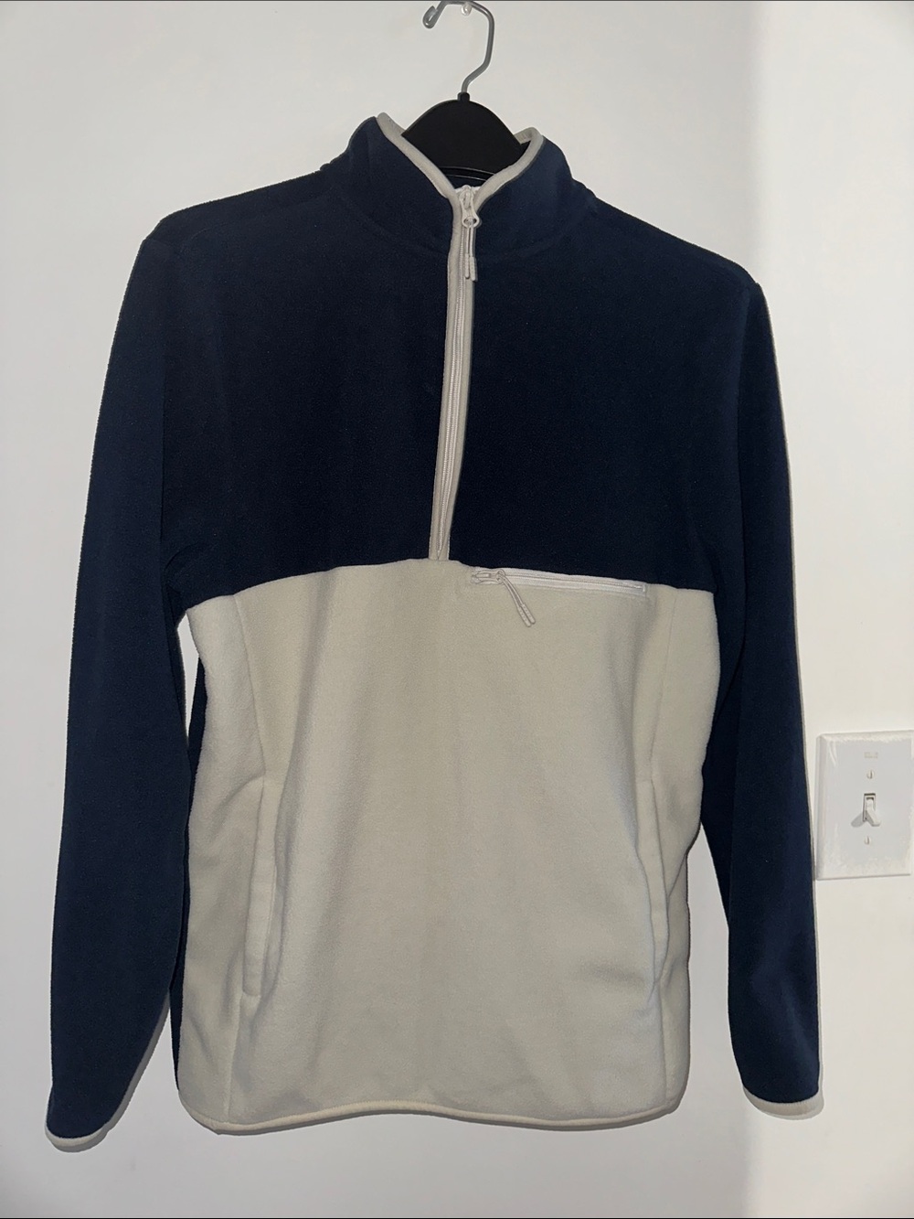 Goodfellow & Co Navy and Cream Quarter-Zip Pullover